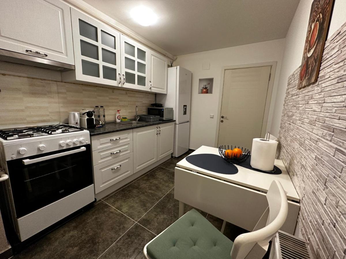 Terrace Apartments Otopeni ! Экстерьер фото